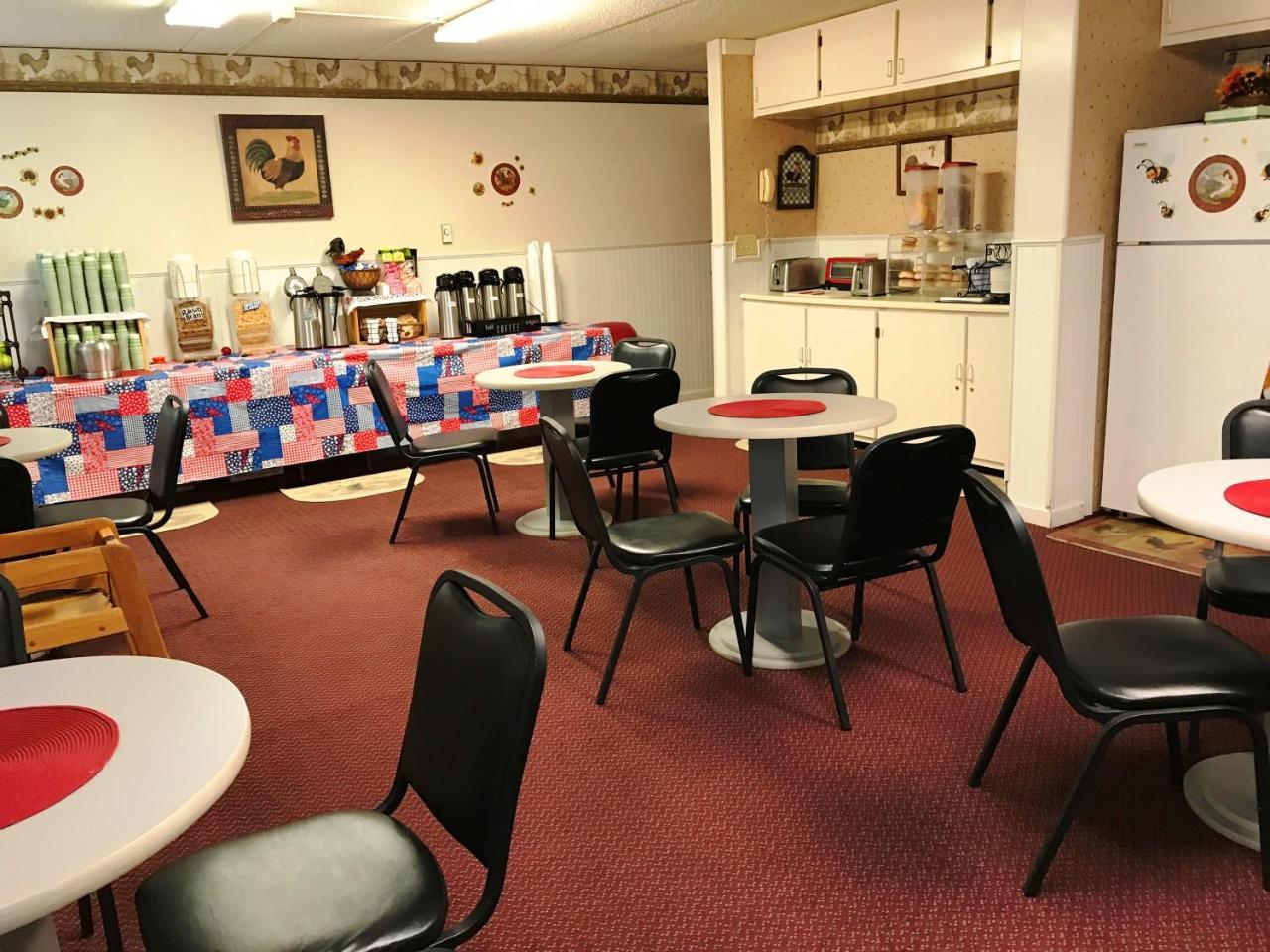 沃特敦 Adirondack Efficiencies酒店 外观 照片